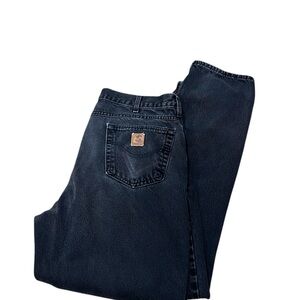 Men’s black cargo Carhartt pants